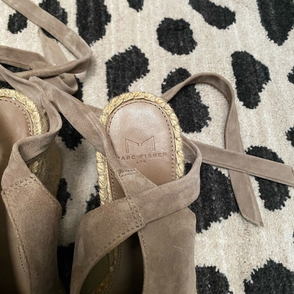 Marc Fisher espadrille - Picture 3 of 4